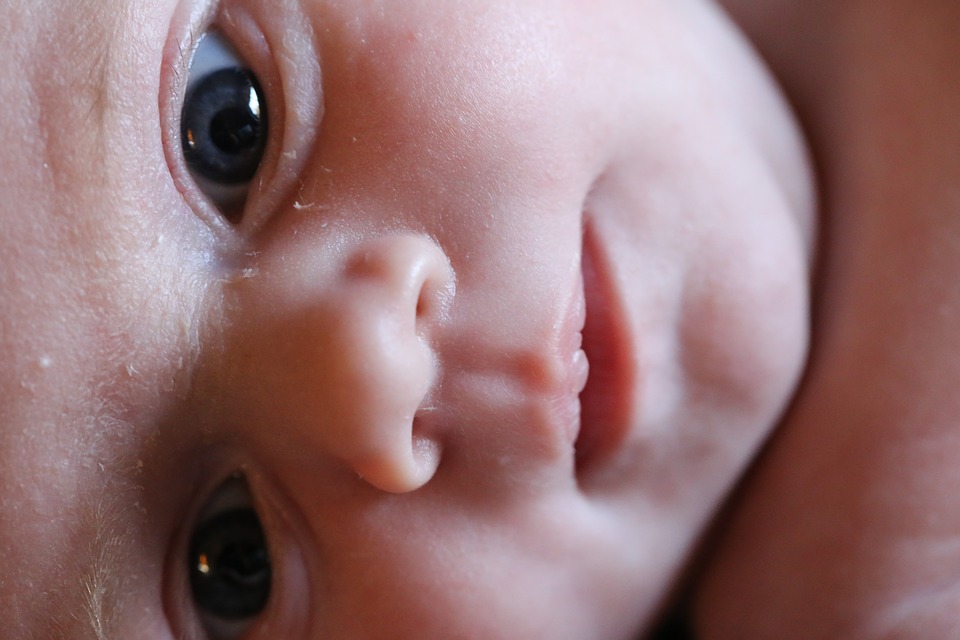 Los seguros de salud de Sanitas cuidan de tu recién nacido Sanitas Promo Salud
